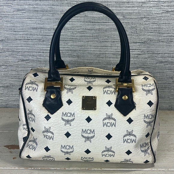 MCM Handbags - Congratulation to the WINNER!!!!!!✨MCM Givie✨ Live show 9pm EST Tonight!!!